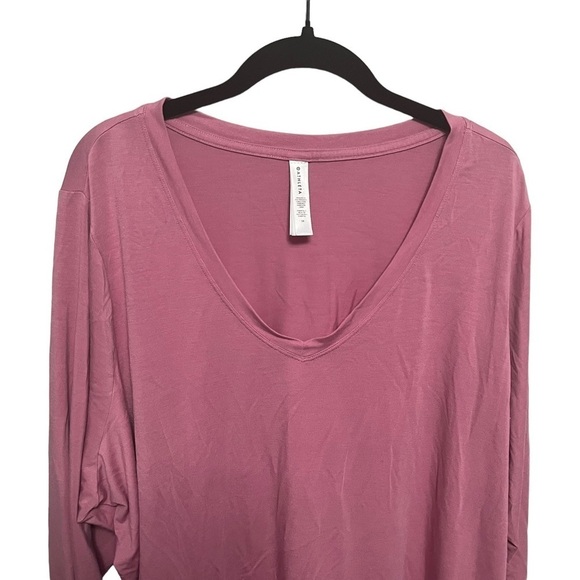 Athleta Essential V Neck Top - Picture 4 of 8